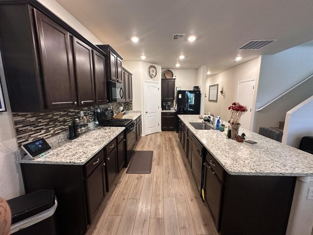 3708 Bronco Trail Road NE, Rio Rancho, NM 87144