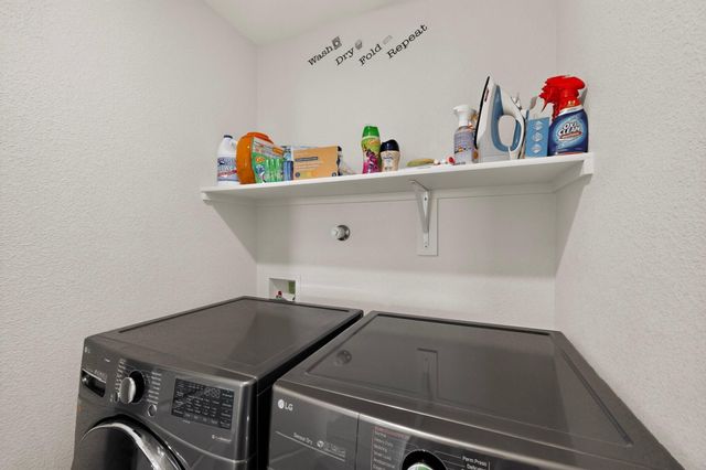 3708 Bronco Trail Road NE, Rio Rancho, NM 87144