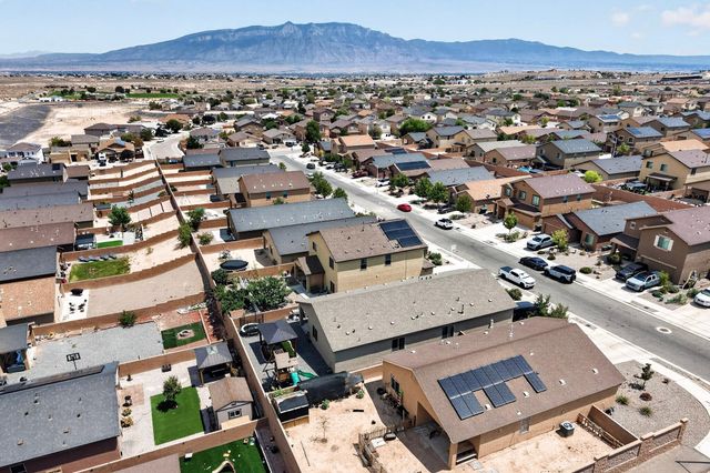 3708 Bronco Trail Road NE, Rio Rancho, NM 87144