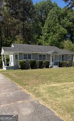 2725 Pleasantwood Drive, Decatur, GA 30034