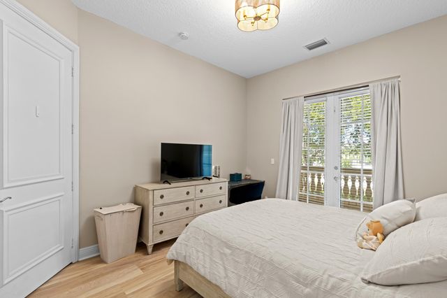 230 NE 69th Circle, Boca Raton, FL 33487