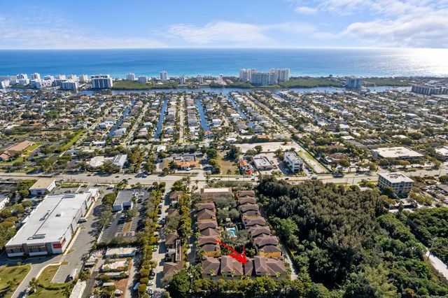 230 NE 69th Circle, Boca Raton, FL 33487