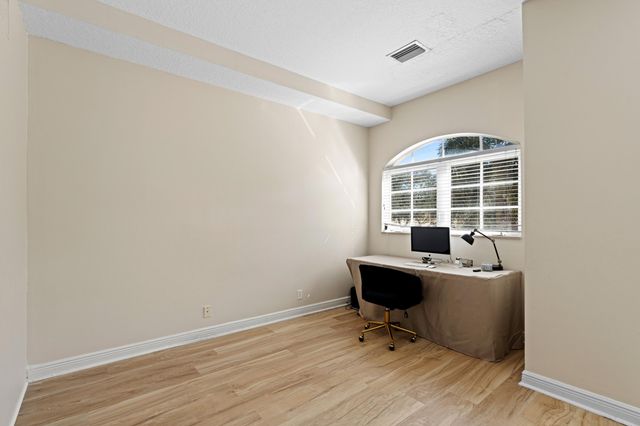 230 NE 69th Circle, Boca Raton, FL 33487