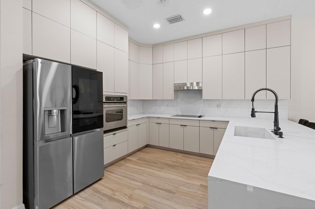 230 NE 69th Circle, Boca Raton, FL 33487