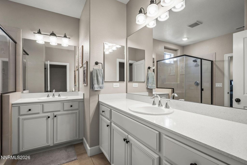 Image 17 of property listing at 1915 Sea Horse Road UNIT B, Reno, NV 89521