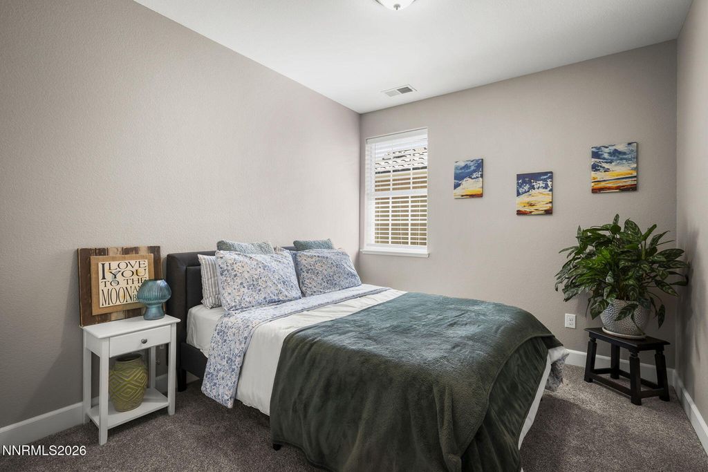 Image 18 of property listing at 1915 Sea Horse Road UNIT B, Reno, NV 89521