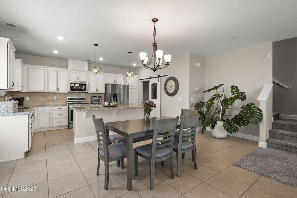 Image 6 of property listing at 1915 Sea Horse Road UNIT B, Reno, NV 89521