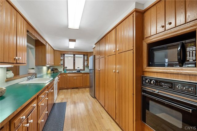 44 Kellar Drive, Constantia, NY 13028