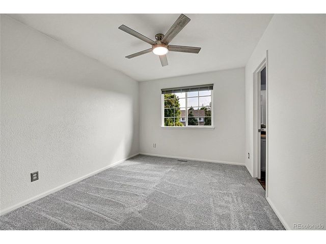 4558 S Ireland St, Aurora, CO 80015