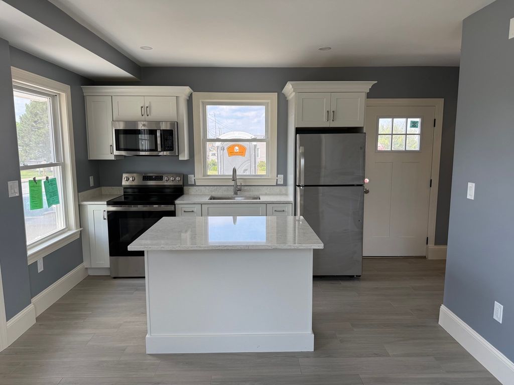 598 Ocean Street 598, Marshfield, MA 02050