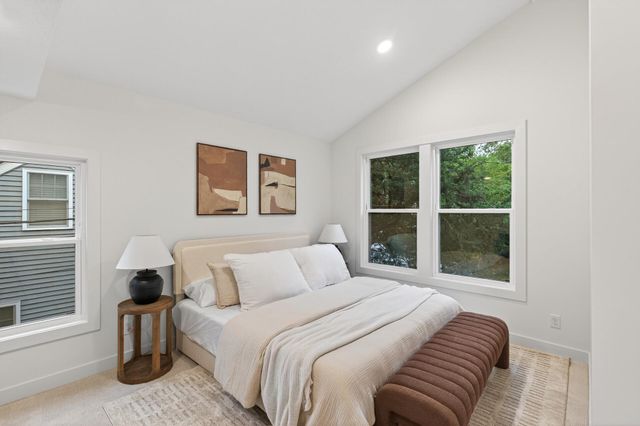 5521 W 42nd Street, Saint Louis Park, MN 55416