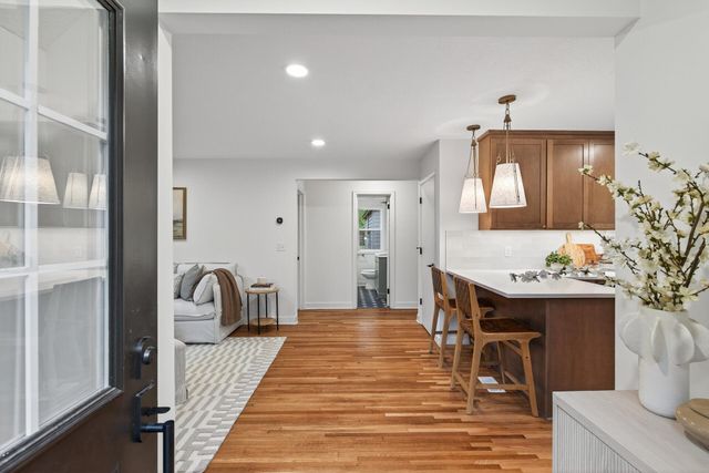 5521 W 42nd Street, Saint Louis Park, MN 55416