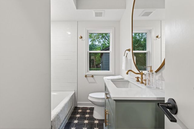 5521 W 42nd Street, Saint Louis Park, MN 55416