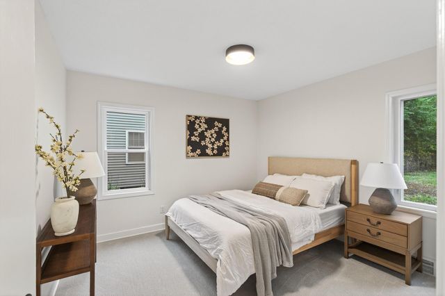 5521 W 42nd Street, Saint Louis Park, MN 55416