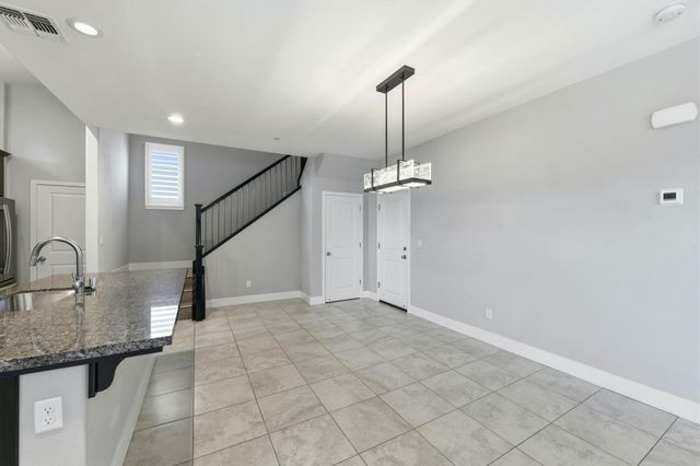 784 Farmhouse Way, Folsom, CA 95630