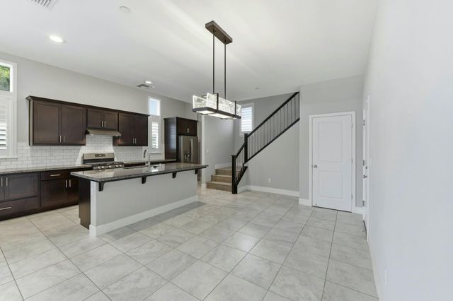 784 Farmhouse Way, Folsom, CA 95630