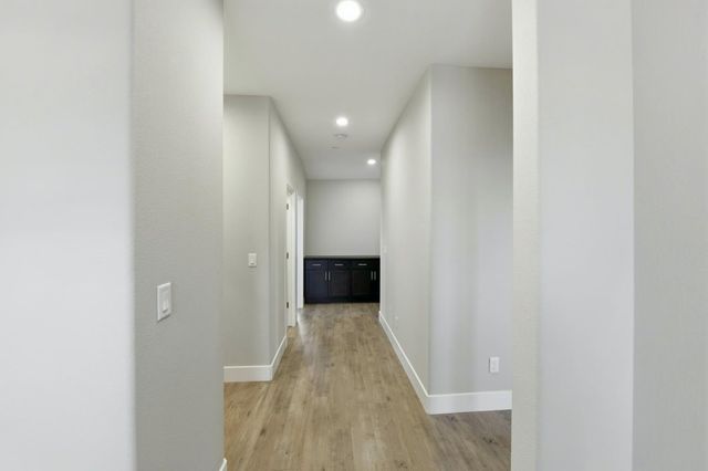 784 Farmhouse Way, Folsom, CA 95630