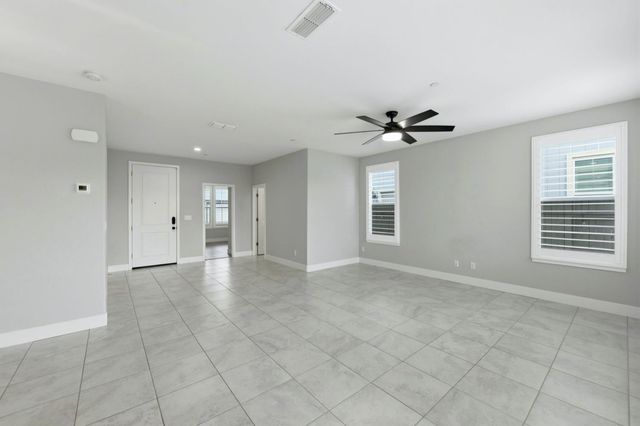 784 Farmhouse Way, Folsom, CA 95630