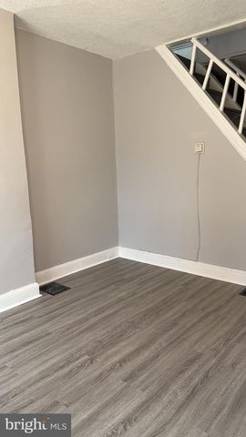 2863 N LEITHGOW ST, Philadelphia, PA 19133