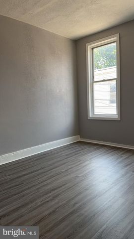 2863 N LEITHGOW ST, Philadelphia, PA 19133