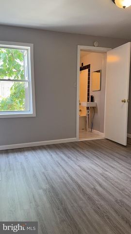 2863 N LEITHGOW ST, Philadelphia, PA 19133