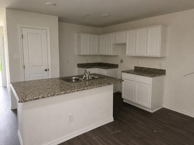 8020 Lavender Street, Houston, TX 77016