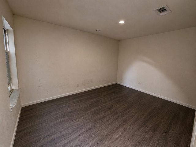 8020 Lavender Street, Houston, TX 77016