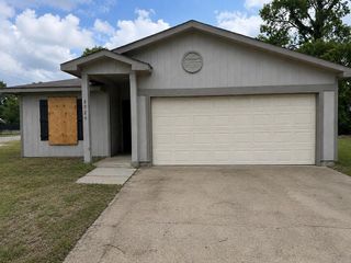 8020 Lavender Street, Houston, TX 77016
