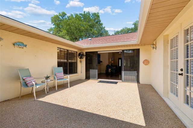 538 OLEANDER WAY S, St Petersburg, FL 33707