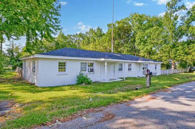2205 Russelldale Avenue, North Charleston, SC 29406