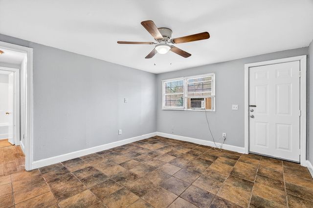 2205 Russelldale Avenue, North Charleston, SC 29406