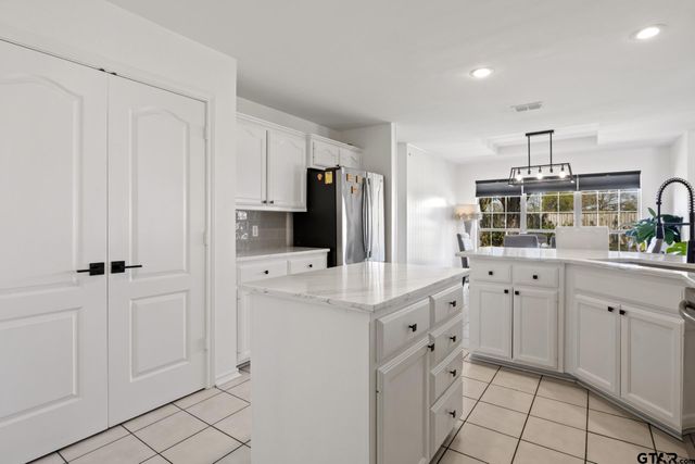 114 Diane, Mount Pleasant, TX 75455