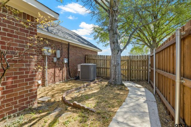 114 Diane, Mount Pleasant, TX 75455