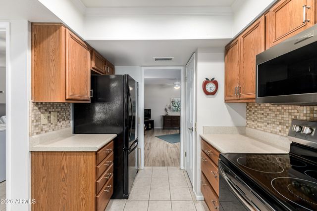 18411 N CONESTOGA Drive, Sun City, AZ 85373