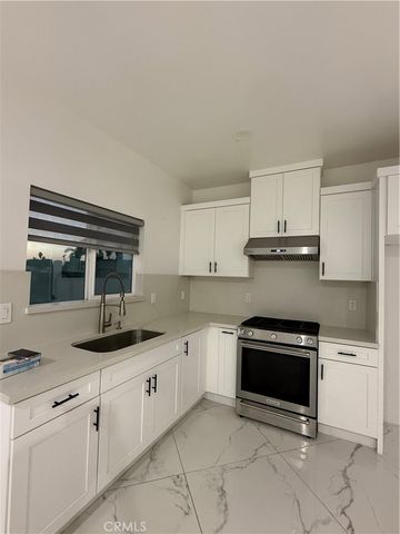 5678 OAK PL, Westminster, CA 92683