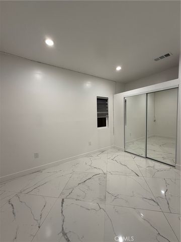 5678 OAK PL, Westminster, CA 92683