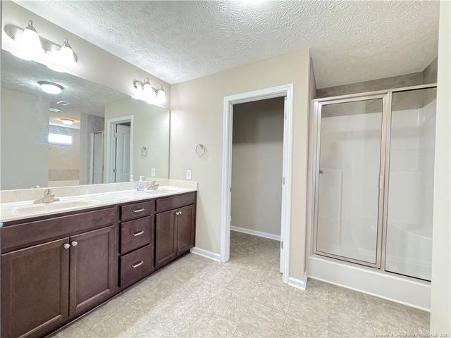 4820 McKinnon Farm Road, Fayetteville, NC 28304
