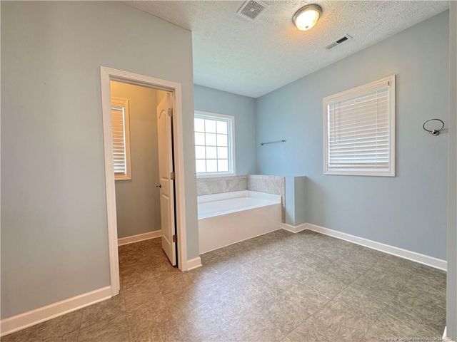4820 McKinnon Farm Road, Fayetteville, NC 28304