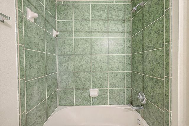 17210 Double Lilly Drive, Houston, TX 77095
