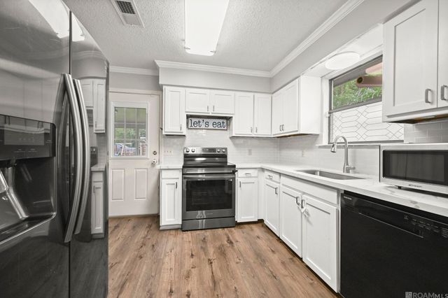 15120 Ridgewood Ave, Prairieville, LA 70769