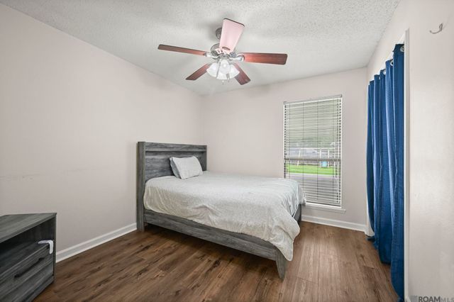 15120 Ridgewood Ave, Prairieville, LA 70769