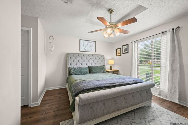 15120 Ridgewood Ave, Prairieville, LA 70769