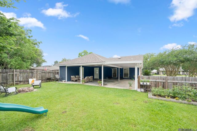 15120 Ridgewood Ave, Prairieville, LA 70769