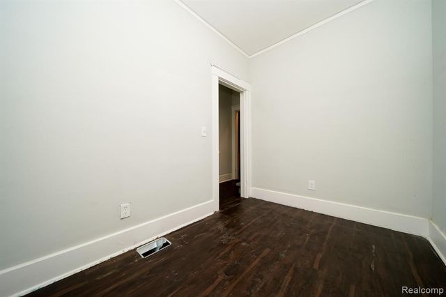 2016 W Grand Street, Detroit, MI 48238