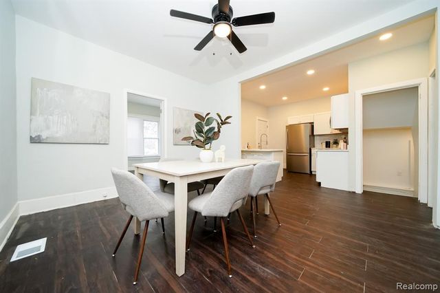 2016 W Grand Street, Detroit, MI 48238