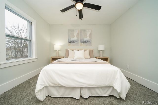 2016 W Grand Street, Detroit, MI 48238