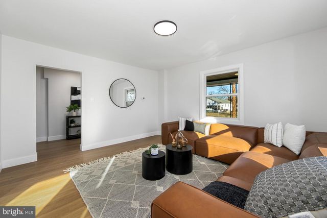 502 WESLEY AVE, National Park, NJ 08063