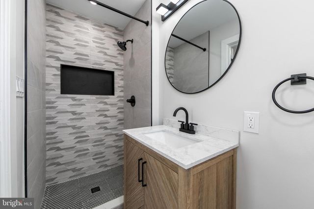 502 WESLEY AVE, National Park, NJ 08063