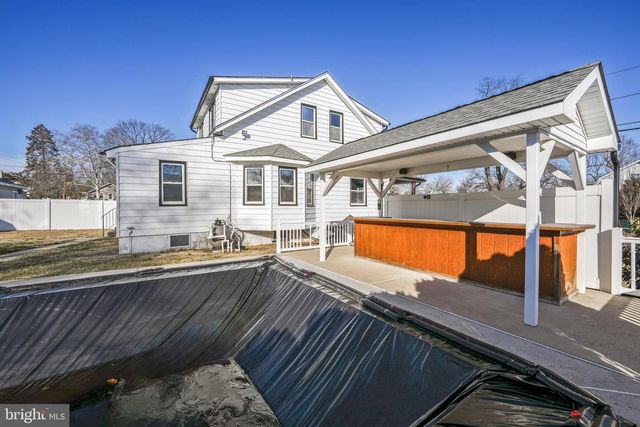 502 WESLEY AVE, National Park, NJ 08063