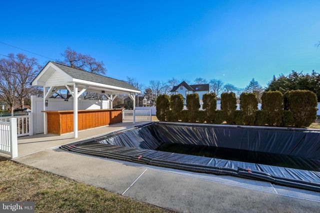 502 WESLEY AVE, National Park, NJ 08063